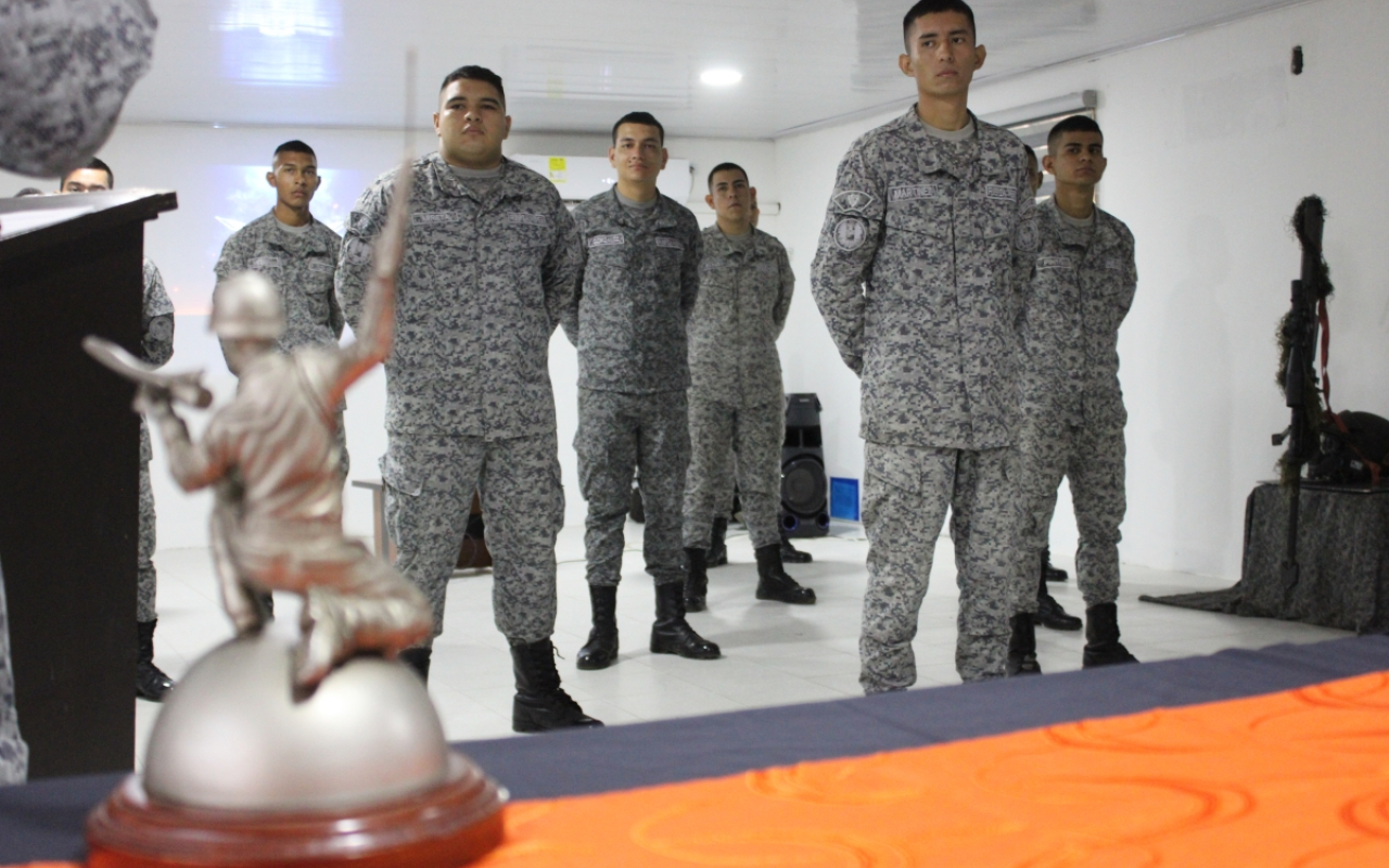 Soldados culminaron su servicio militar, destacándose en roles importantes para su Fuerza Aeroespacial Colombiana