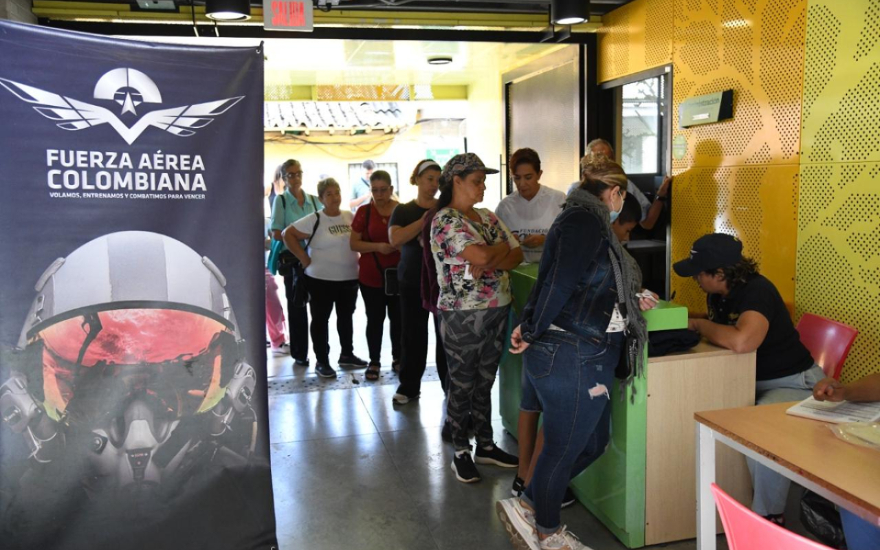 Habitantes de Cocorná recibieron servicios médicos gratuitos gracias a la Fuerza Aérea 