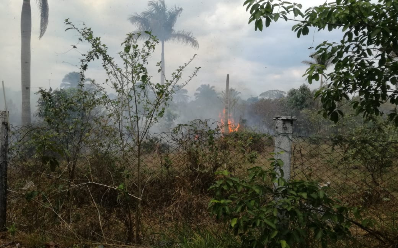 Incendio en vereda del corregimiento No. 7 fue controlado por Bomberos de Villavicencio y su Fuerza Aérea