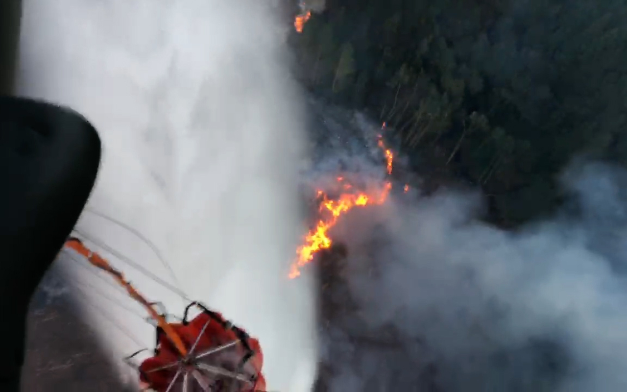 La Fuerza Aeroespacial, fundamental para la extinción de incendio en el municipio de la Ceja, Antioquia