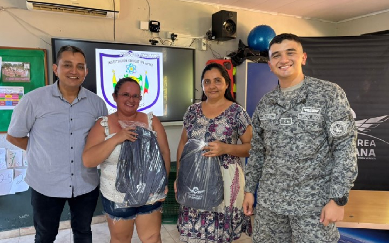 Más Herramientas educativas para los metenses gracias a su Fuerza Aeroespacial Más Herramientas educativas para los metenses gracias a su Fuerza Aeroespacial