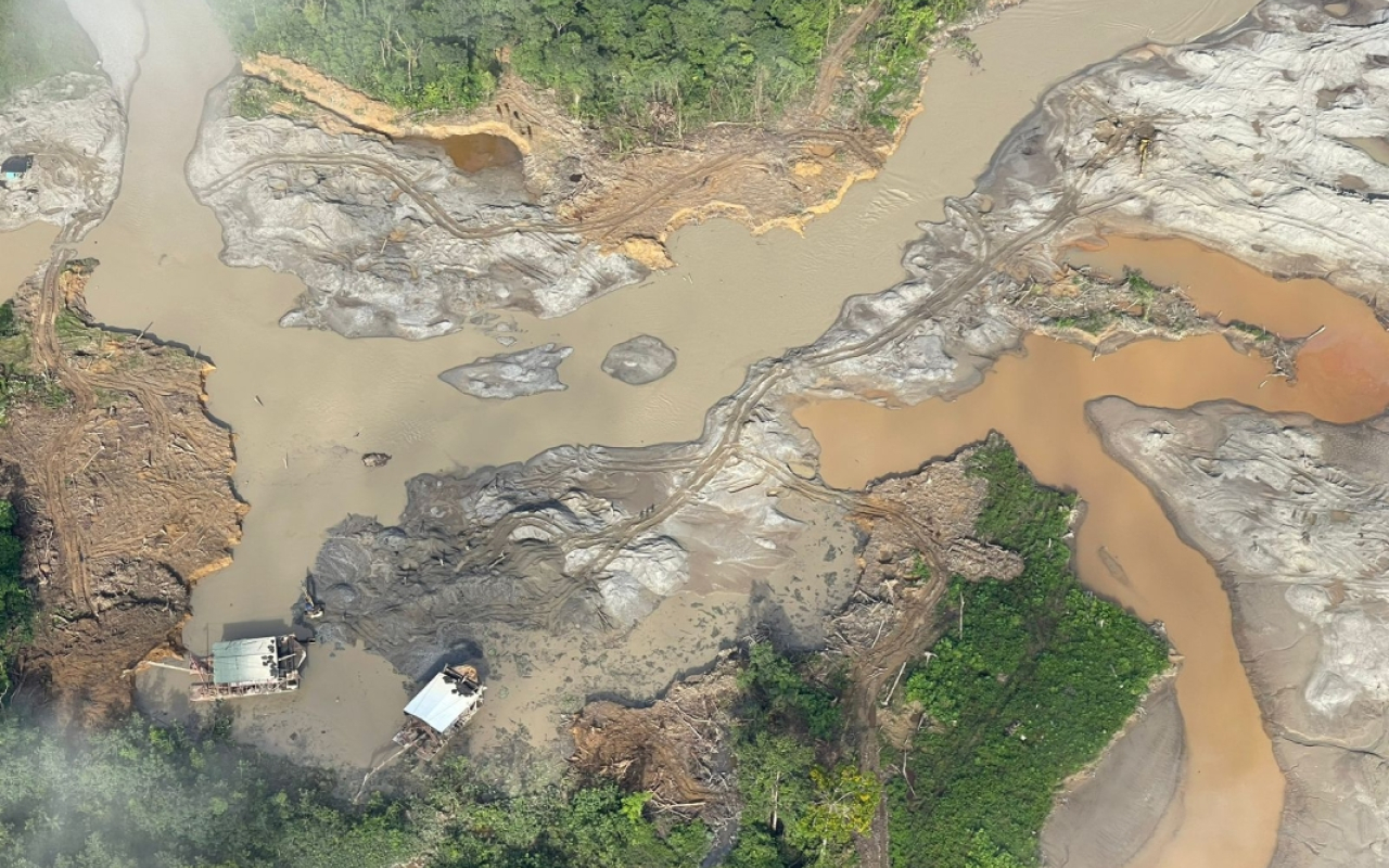 Operación contra minería ilegal en Chocó, debilita finanzas del Clan del Golfo Operación contra minería ilegal en Chocó, debilita finanzas del Clan del Golfo