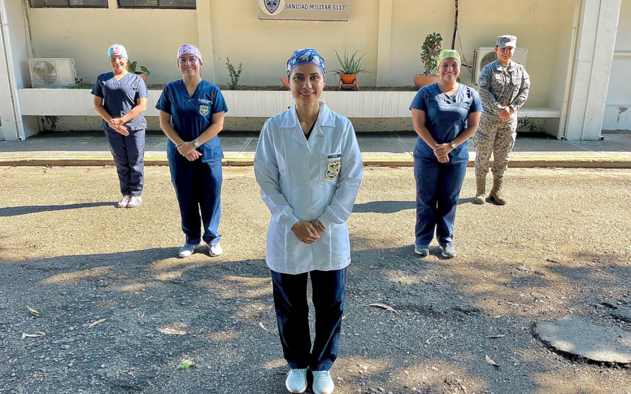 Odontóloga militar al servicio de la nación, transforma vidas y sonrisas