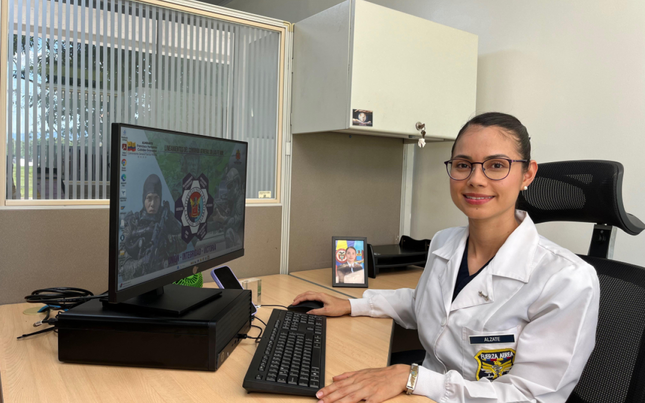 Odontóloga militar al servicio de la nación, transforma vidas y sonrisas