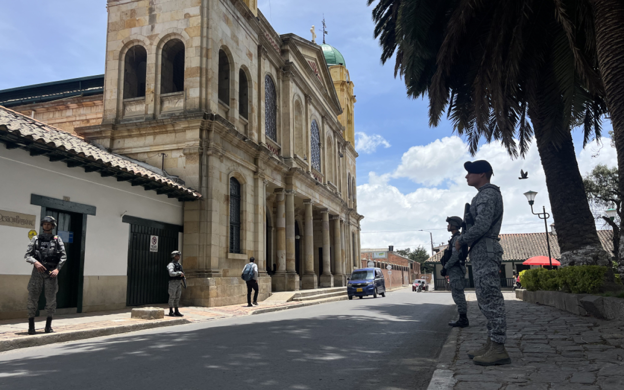 Patrullajes aéreos y terrestres contribuyen a la seguridad de la Sabana de Occidente