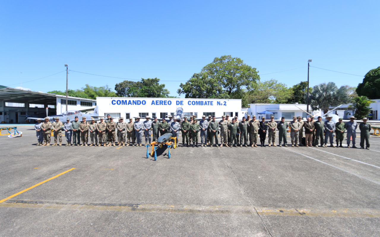 Perú conoce las capacidades militares aéreas en la Orinoquia colombiana