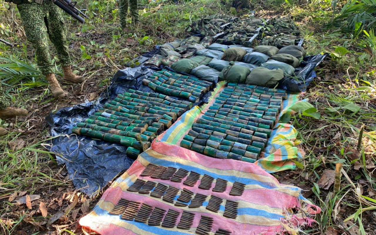 Deposito ilegal de armamento fue inutilizado por las Fuerzas Militares, en el Putumayo