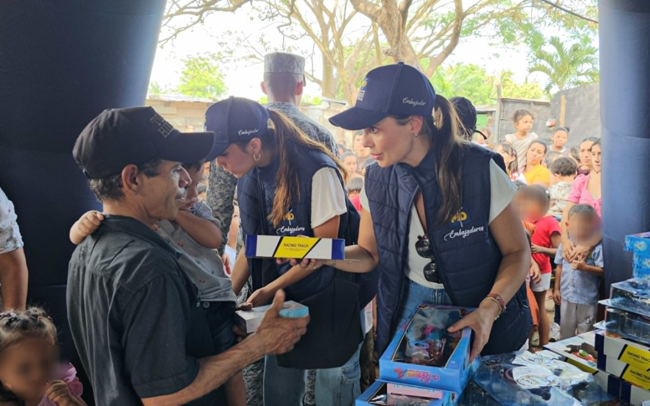 Más de 600 regalos iluminan la Navidad de niños y niñas en Casanare