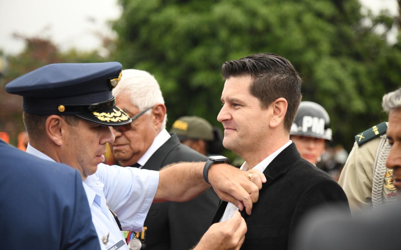 Rendimos homenaje a nuestros héroes Día del Veterano
