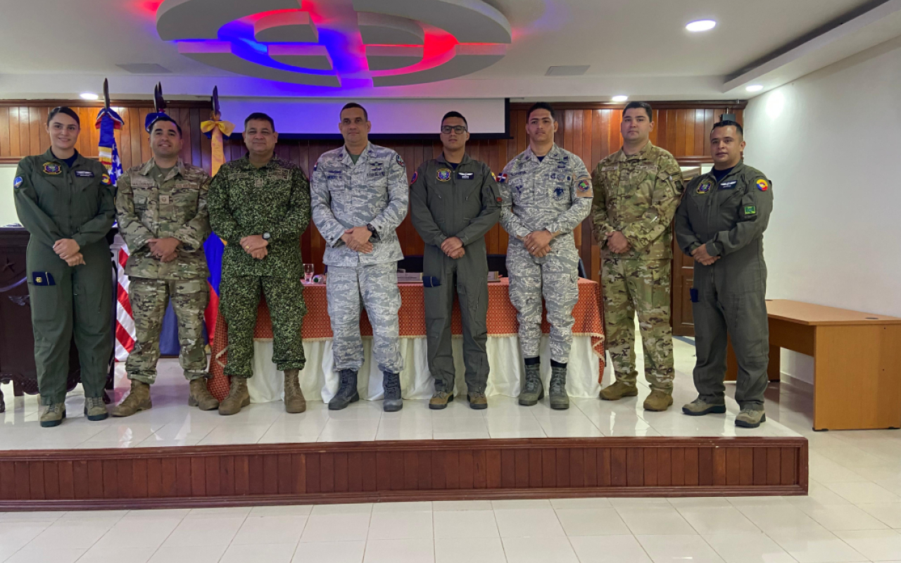 Finaliza curso básico de Defensa Aérea en República Dominicana