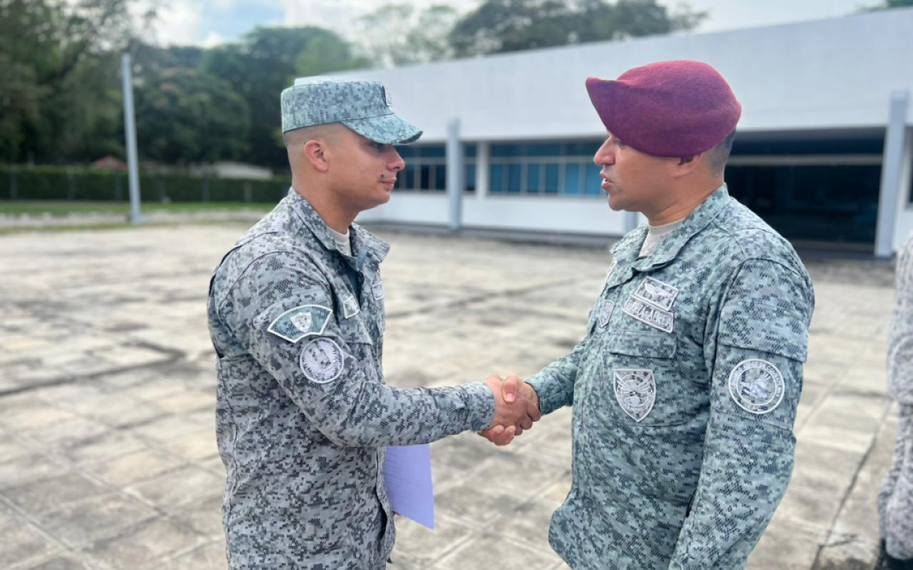 Soldados de Aviación emprenden nuevos retos, tras culminar el servicio militar