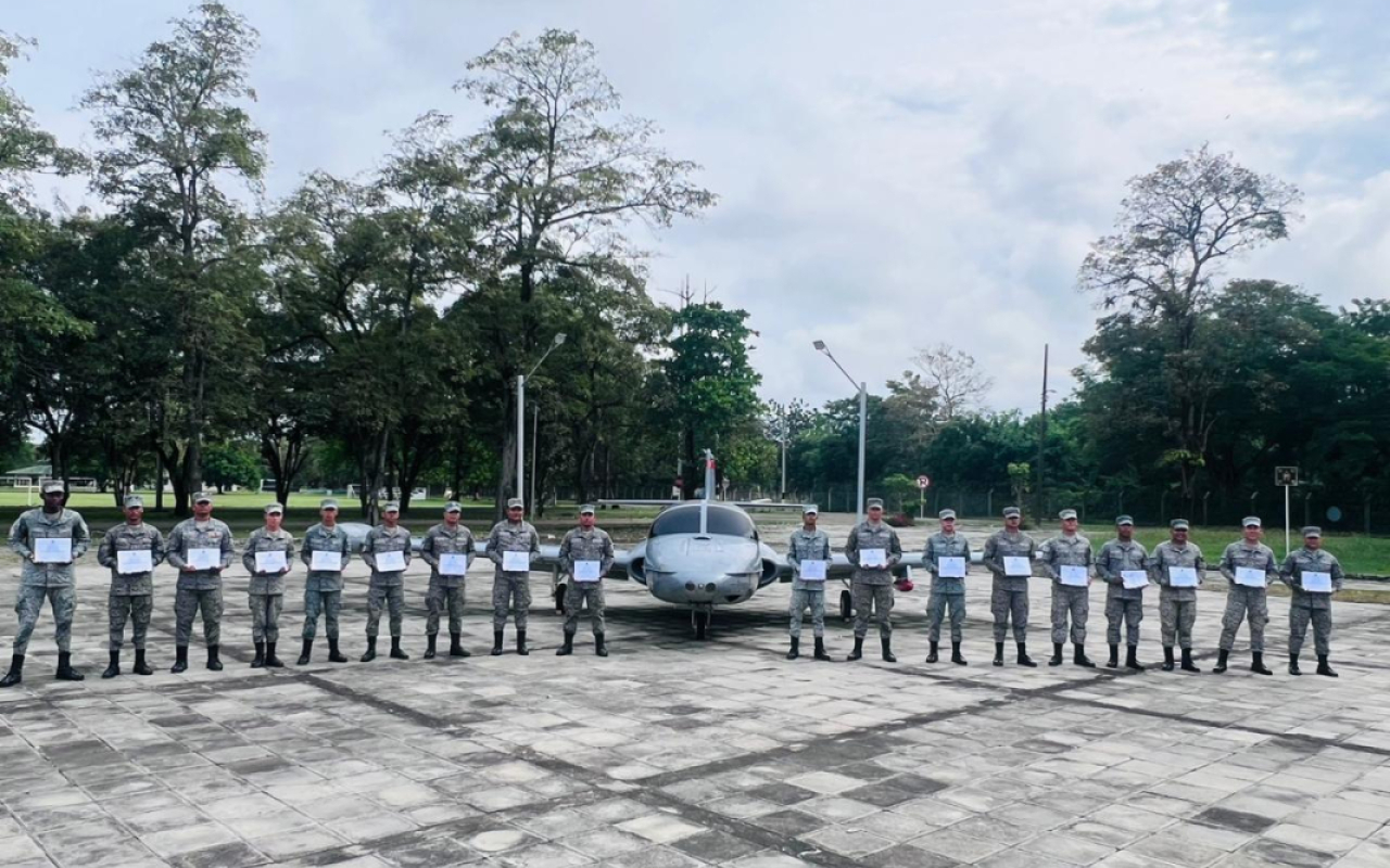 Soldados de Aviación emprenden nuevos retos, tras culminar el servicio militar