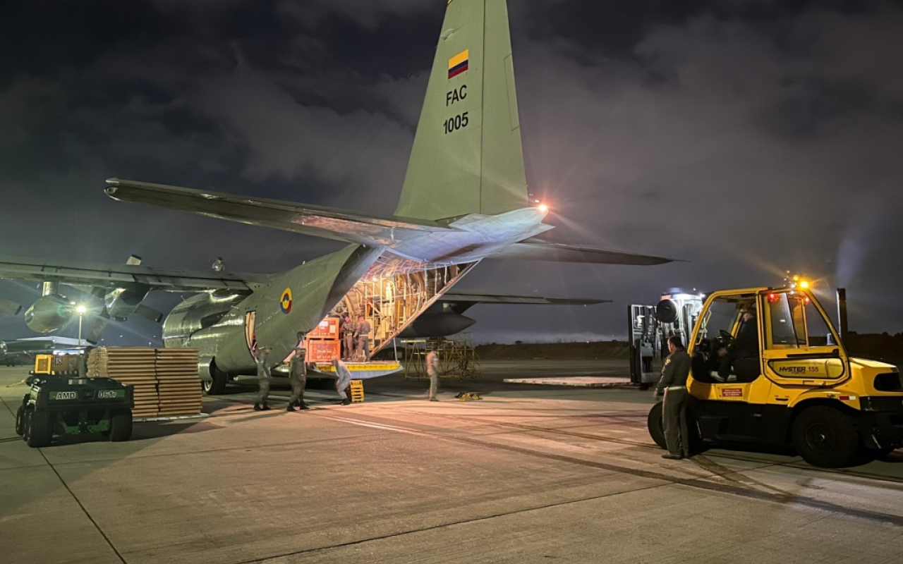 Llegó a Colombia el sistema Guardian Caylym de la Fuerza Aérea del Perú, en apoyo al control de los incendios