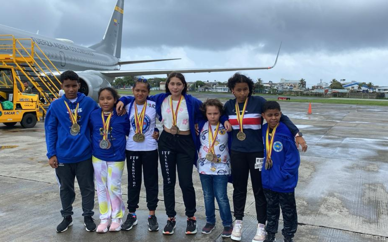 En vuelo de apoyo, regresó la delegación de Taekwondo ITF de San Andrés 