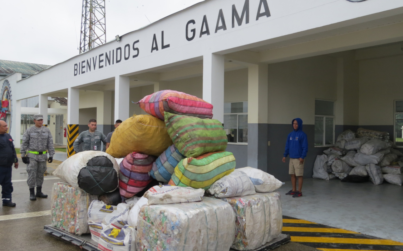 Proyecto social y ambiental en Amazonas es apoyado por su Fuerza Aérea