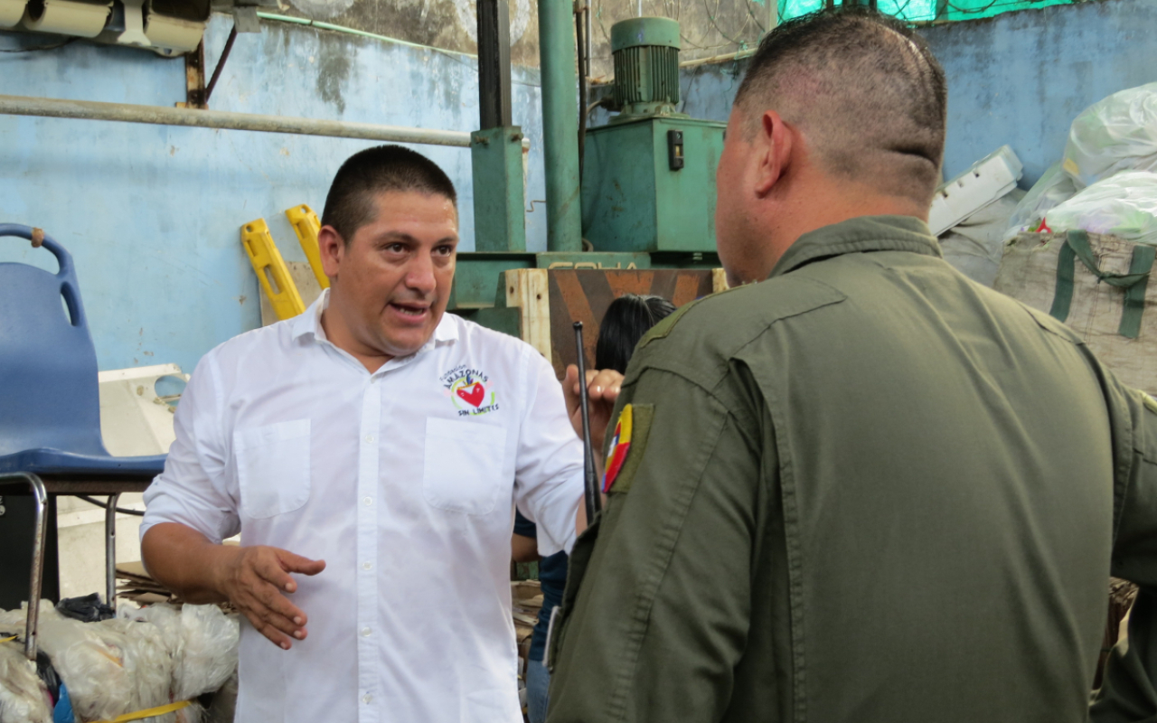 Proyecto social y ambiental en Amazonas es apoyado por su Fuerza Aérea