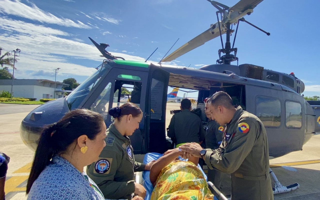 Indígena fue trasladada en helicóptero por complicaciones en su embarazo