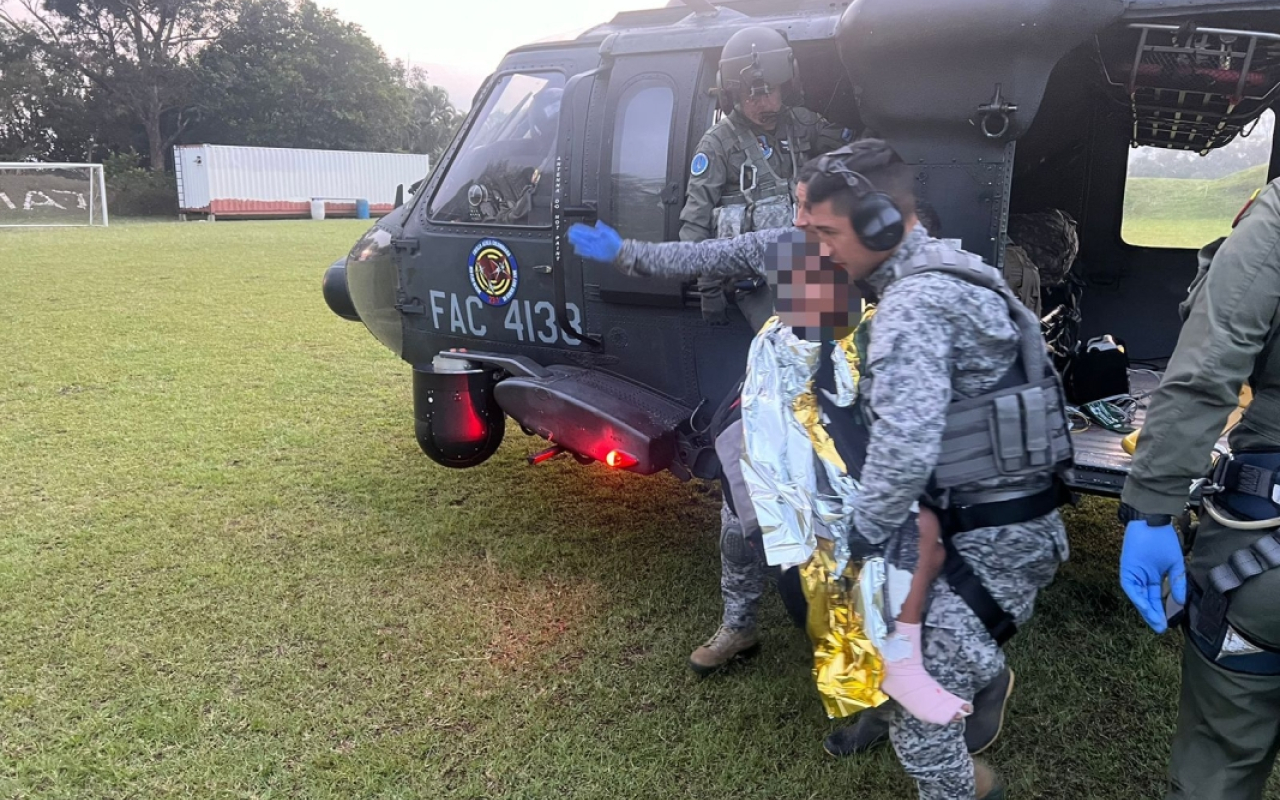 Menor de seis años mordida por serpiente, fue evacuada por su Fuerza Aeroespacial Colombiana