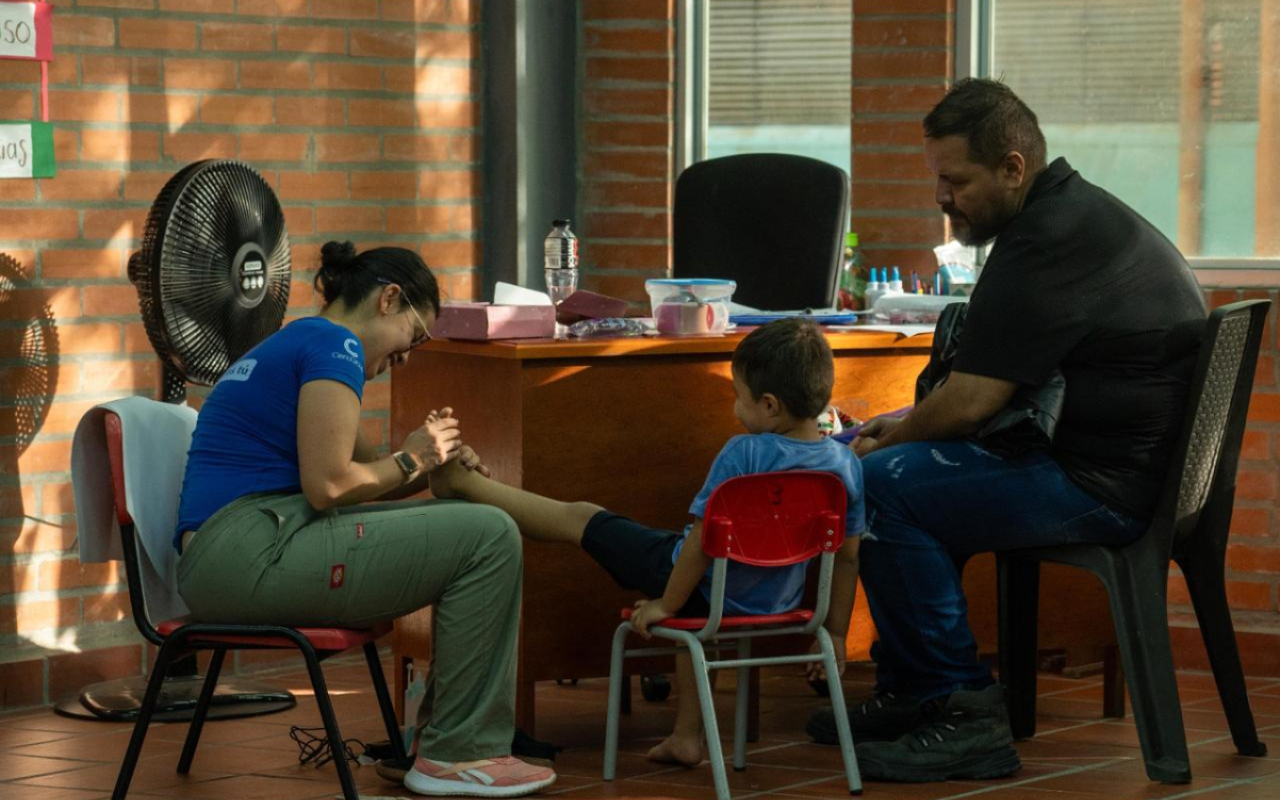 Unión interinstitucional lleva salud y esperanza a comunidades vulnerables del Guainía