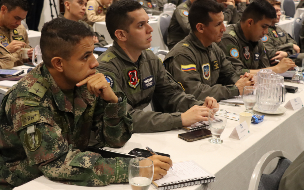 VII Congreso Internacional: Transformando la Instrucción y el entrenamiento de Ala Rotatoria