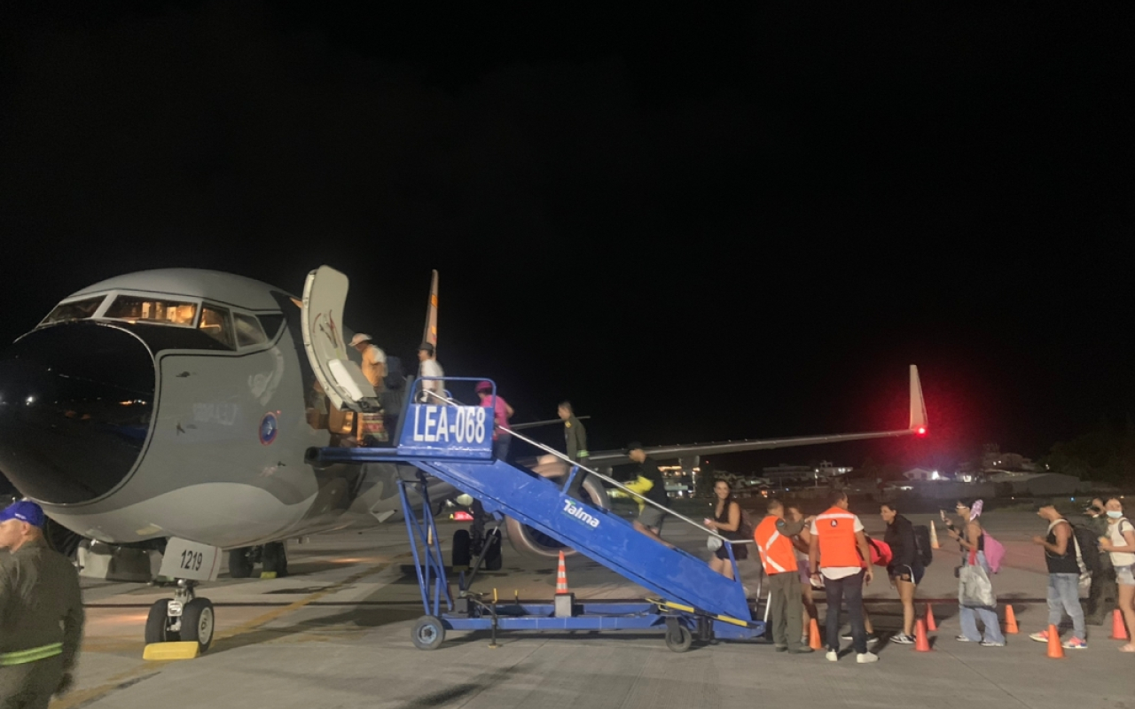 Fuerza Aérea moviliza a más de 200 personas desde San Andrés y Santa Marta hasta Antioquia