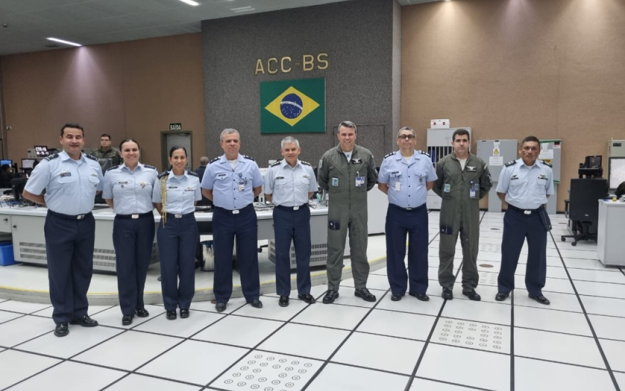 Visita estratégica a la Fuerza Aérea Brasilera, fortalece la cooperación entre Fuerzas