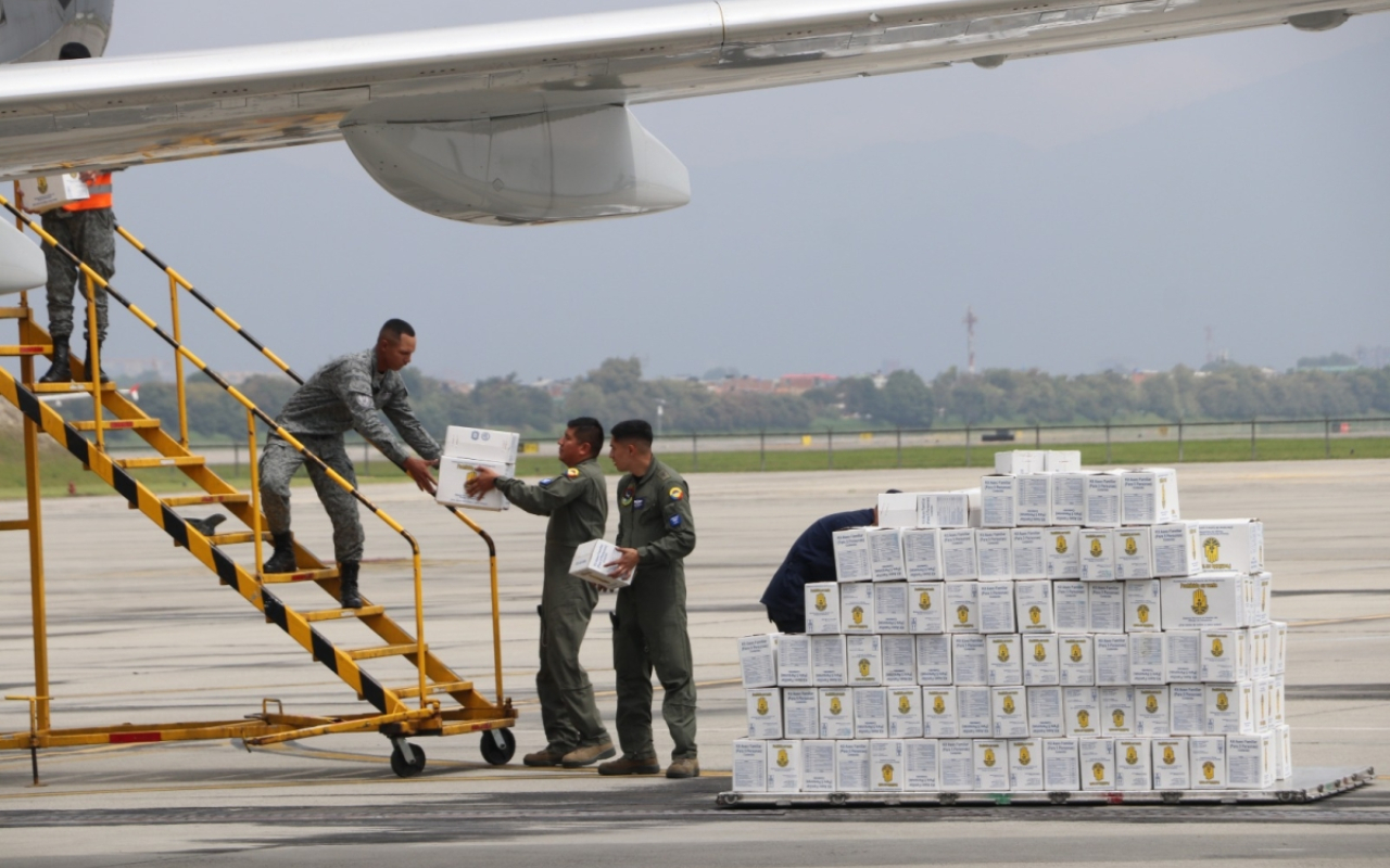 Colombia envía avión con ayuda humanitaria para Palestina