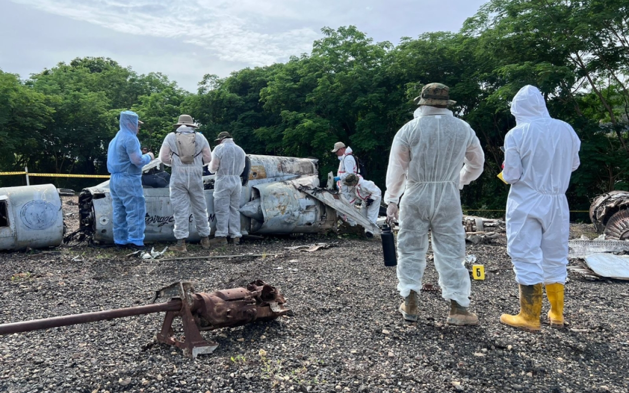 Alumnos del curso de Seguridad Operacional, visitaron el Laboratorio de Investigación de Accidentes en Melgar, Tolima