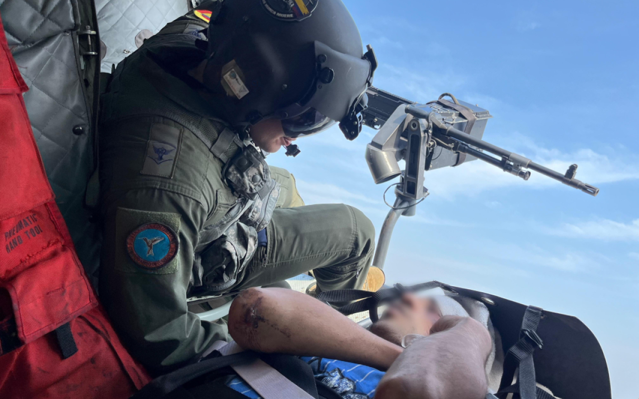 Senderista accidentado en Carmen de Apicalá, fue evacuado de emergencia por su Fuerza Aérea