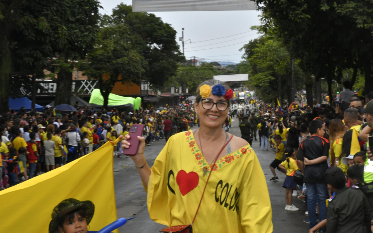 Puerta de oro de la Amazonía se engalana en la fiesta patria