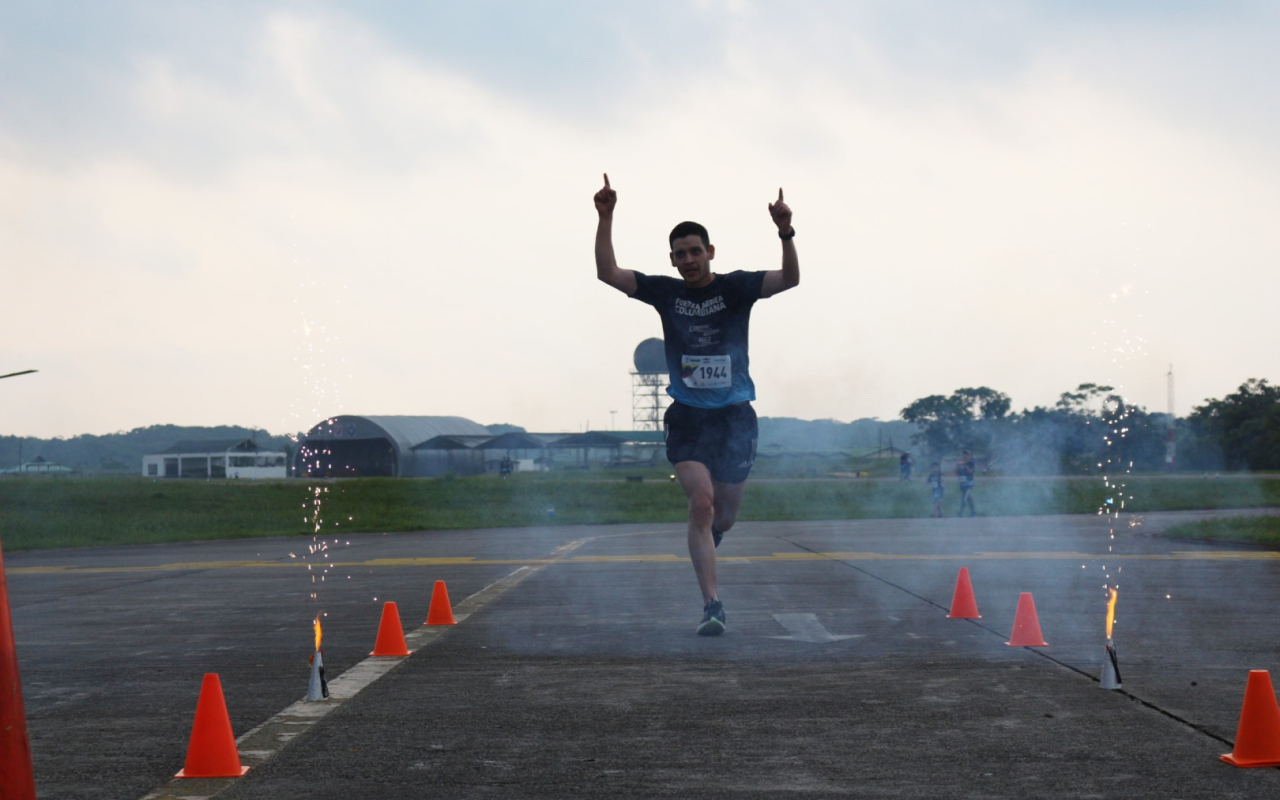 CORRE COMO EL VIENTO 103 AÑOS 