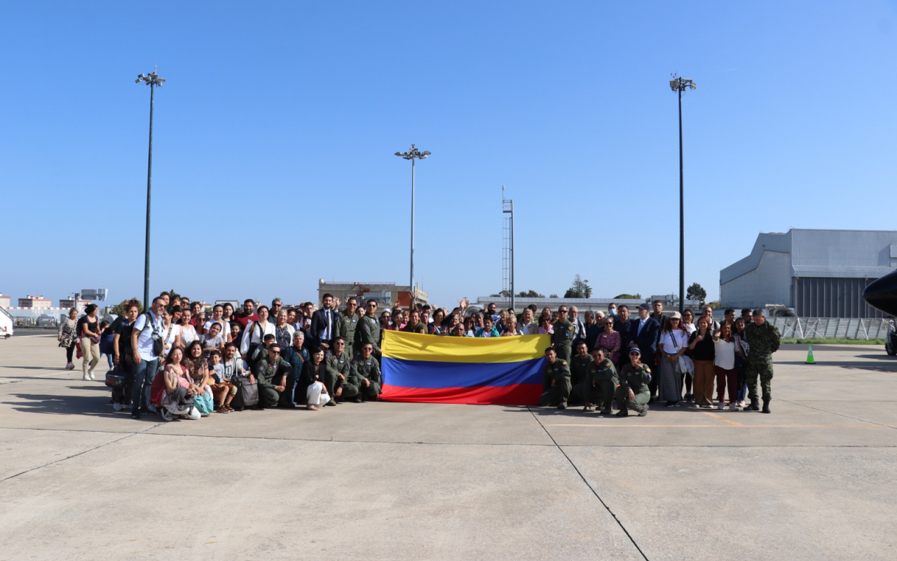 La Fuerza Aeroespacial Colombiana en una misión humanitaria