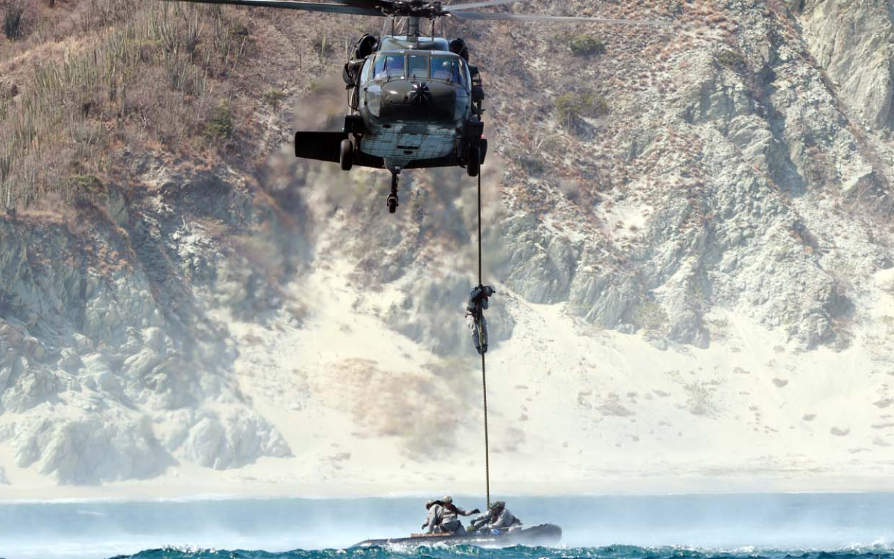 Fuerza Aérea Colombiana desarrolló un exigente ejercicio de aguas abiertas