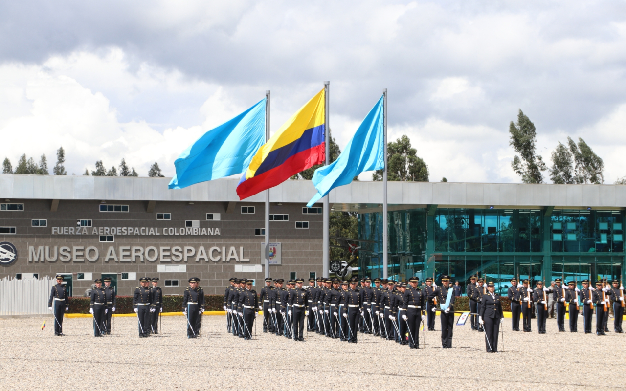 ANIVERSARIO No 104 