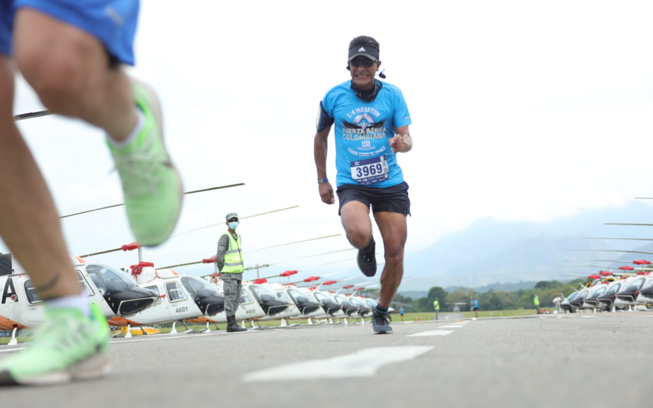 CORRE COMO EL VIENTO