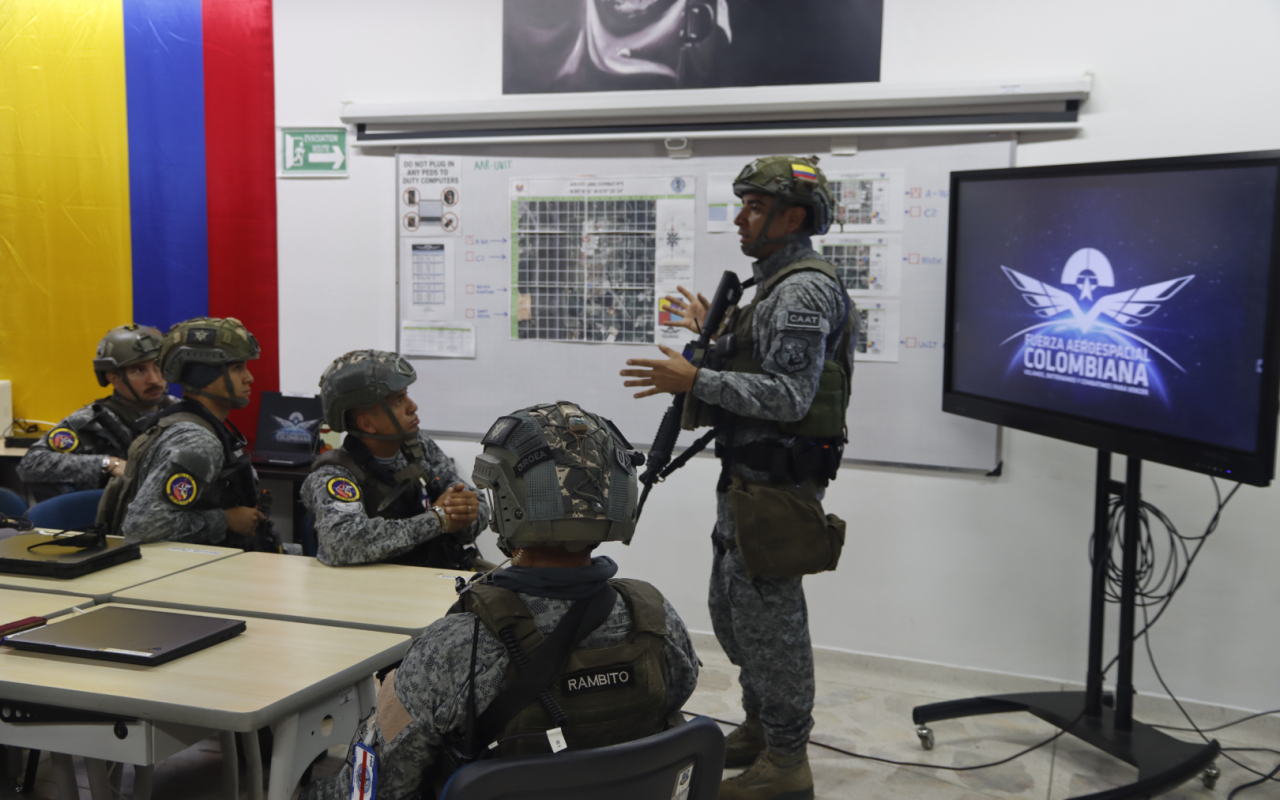 EJERCICIO OPERACIONAL LIVE FIRE 25-2