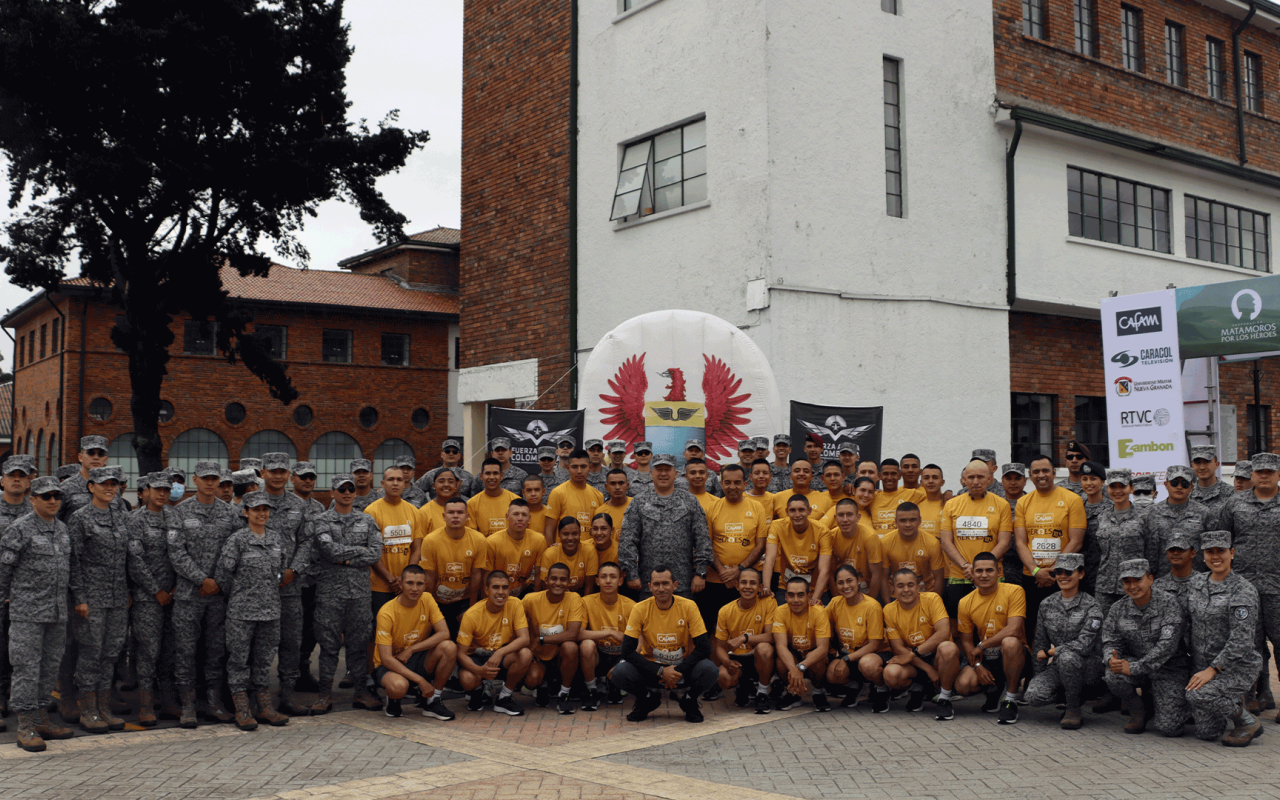 CARRERA POR LOS HÉROES