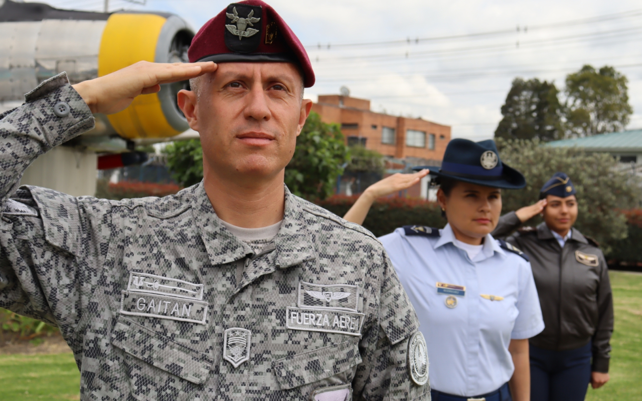 celebramos los 104 años 