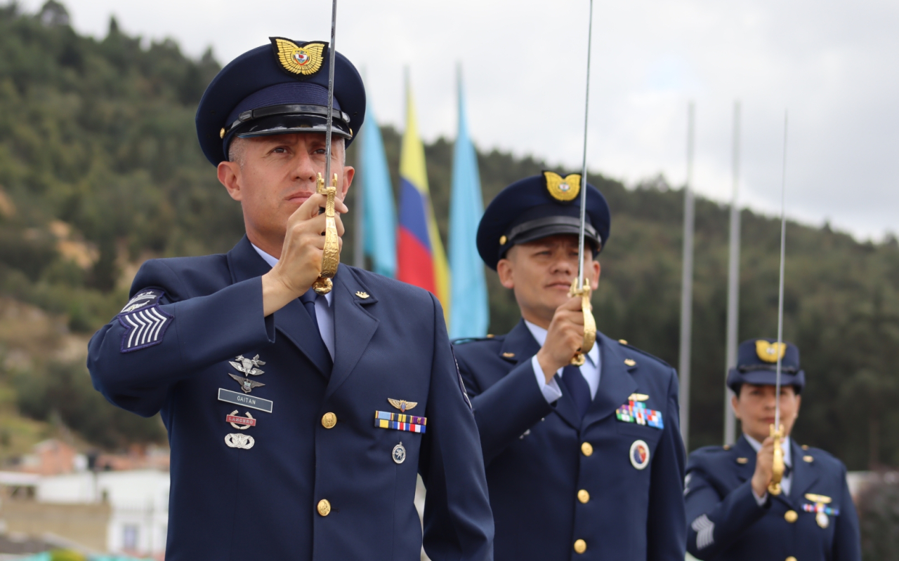 celebramos los 104 años 