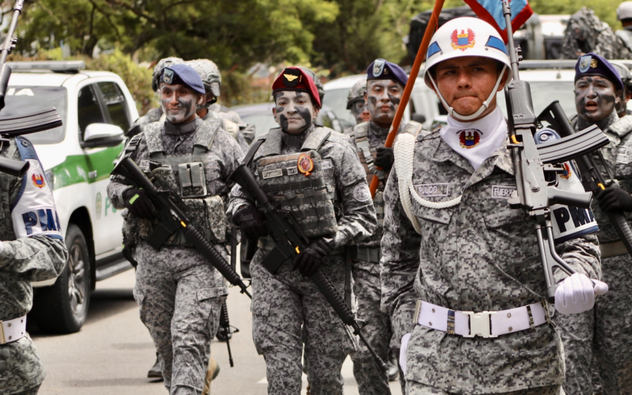 celebramos los 104 años 