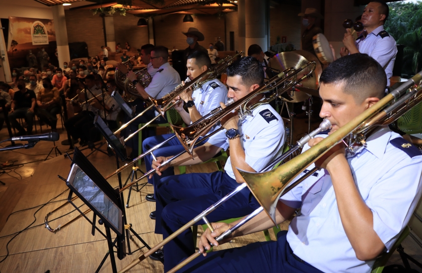 Villavicencio recibió con alegría a la Banda sinfónica de su Fuerza Aérea