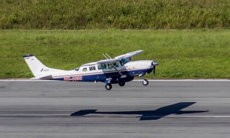 Intensas labores de búsqueda de aeronave desaparecida desarrolla la Fuerza Aérea Colombiana en Santander