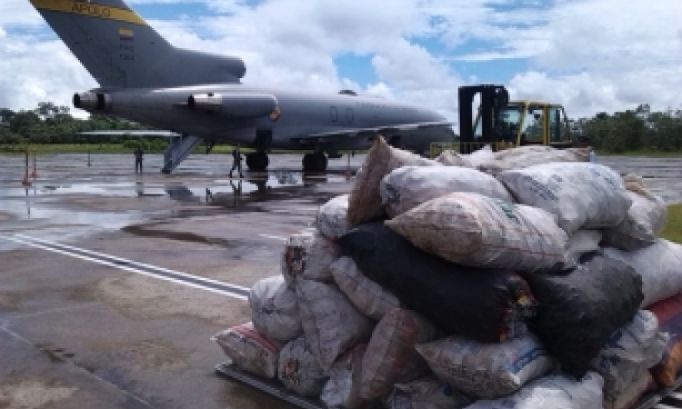 Fuerza Aérea Colombiana transporta material reciclable desde Leticia