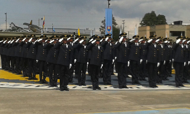 La Escuela de Suboficiales de la Fuerza Aérea Colombiana celebra sus 83 años