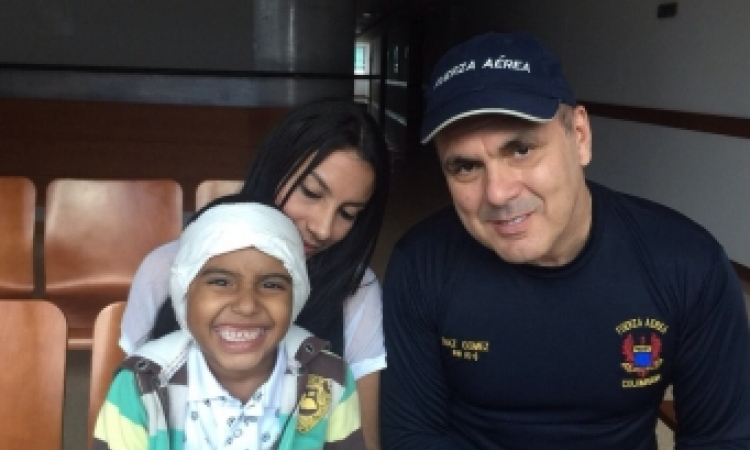 Gracias a la Fuerza Aérea Colombiana, el sueño de un niño y su familia se hizo realidad