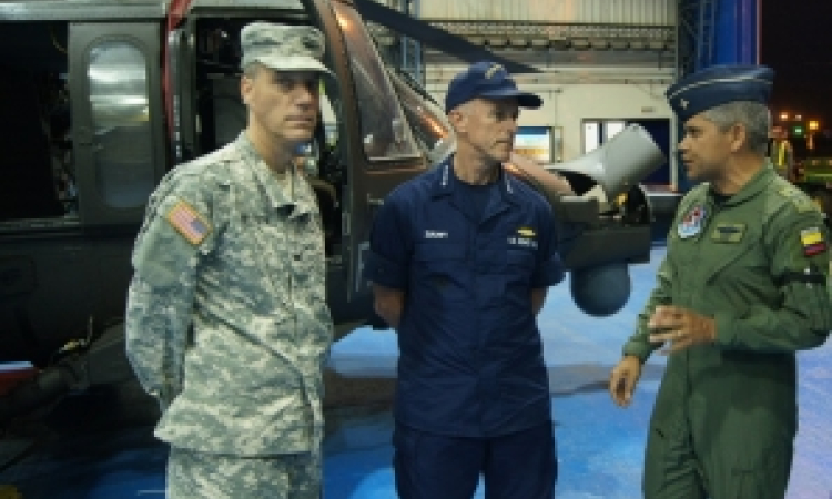 CACOM 5 recibe con honores al Comandante de la Guardia Costera de Estados Unidos