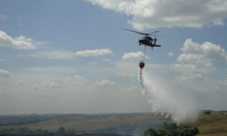 Las tripulaciones de la Fuerza Aérea están en alerta máxima ante incendios forestales