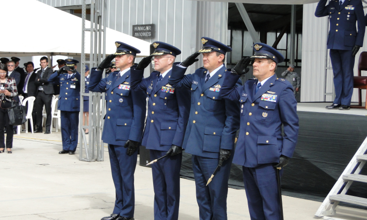 Ceremonia de transmisión del mando del CAMAN