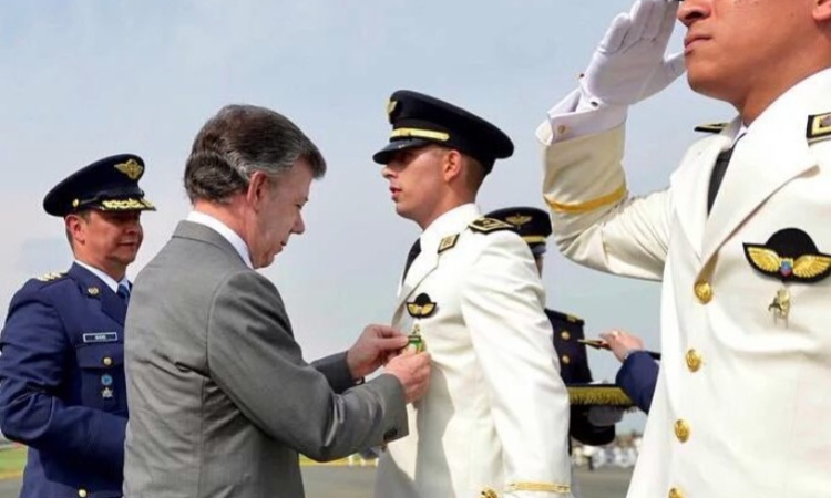 Ceremonia Ascenso Oficiales de la Fuerza Aérea Colombiana 