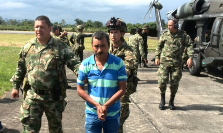 En operación conjunta de la Fuerza Aérea y el Ejército Nacional se logra la captura de alias “Chamizo”